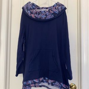 Thin plus size sweatshirt